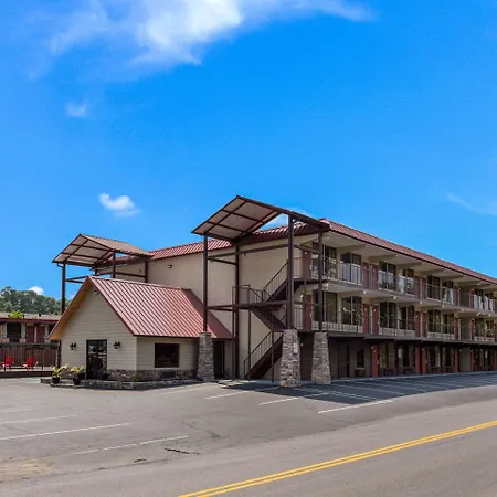 Econo Lodge-3
