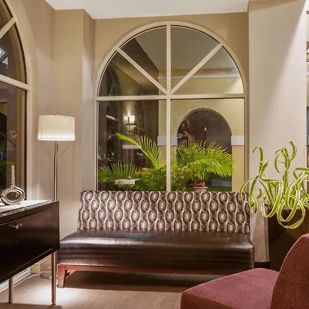 La Quinta By Wyndham Miami Lakes-2