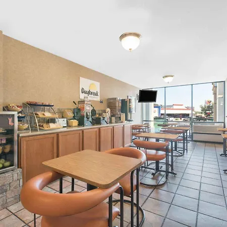 Days Inn By Wyndham West Rapid City-3