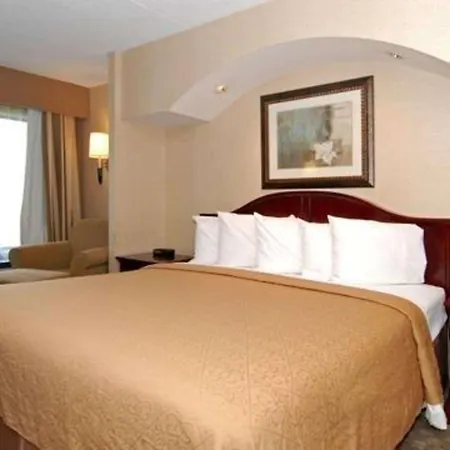 Quality Inn & Suites Bensalem-2
