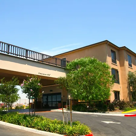 Hampton Inn Norco/Corona-3