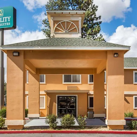 Quality Inn & Suites Weed-2
