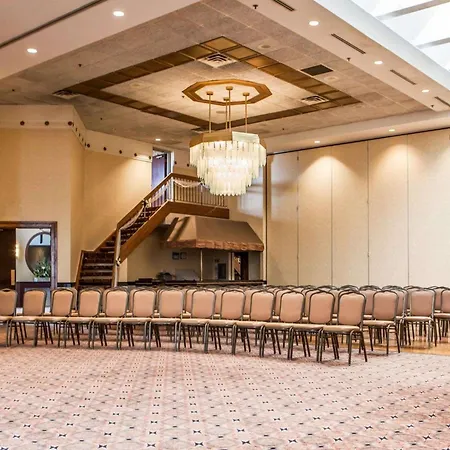 Quality Inn & Suites Orland Park - Chicago-2