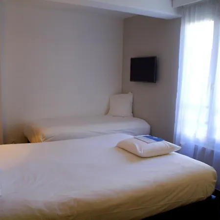 Kyriad Hotel Brest-2