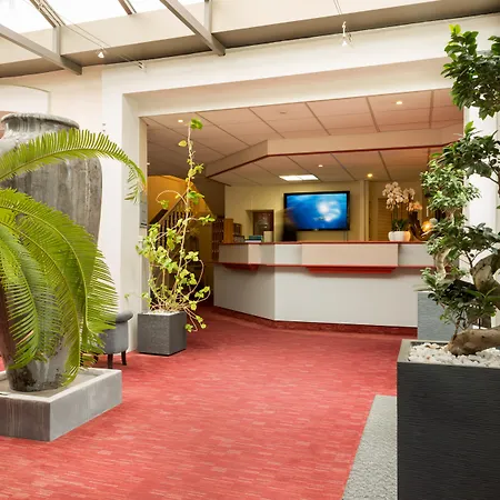Grand Hotel De Courtoisville-3