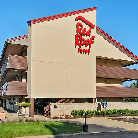 Red Roof Inn Akron-3