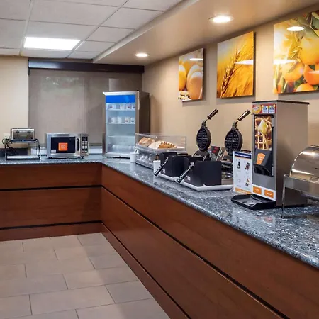 Comfort Inn Edison - New Brunswick-3