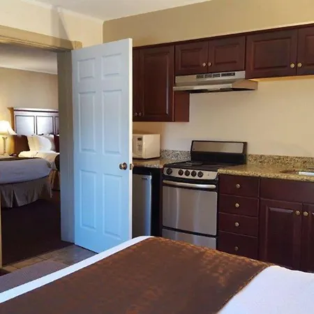 Best Western Plus Humboldt House Inn-2