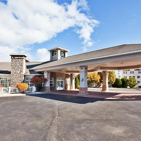 Holiday Inn Express St. Ignace-Lake Front By Ihg-2