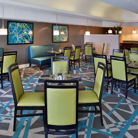 Radisson Hotel Atlanta Northwest-3