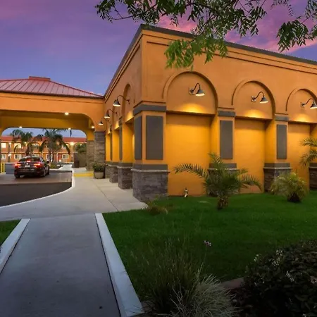 Quality Inn Redding Near I-5-2