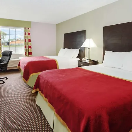 Baymont By Wyndham Beloit-3