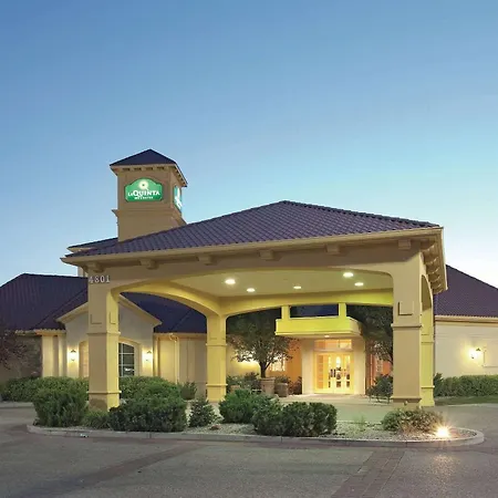 La Quinta By Wyndham Pueblo-3
