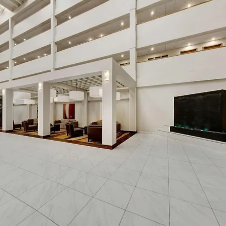 Embassy Suites By Hilton Milwaukee Brookfield-3