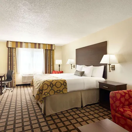 Baymont By Wyndham Salina-3