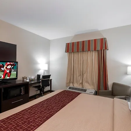 Sonesta Essential Ames-3