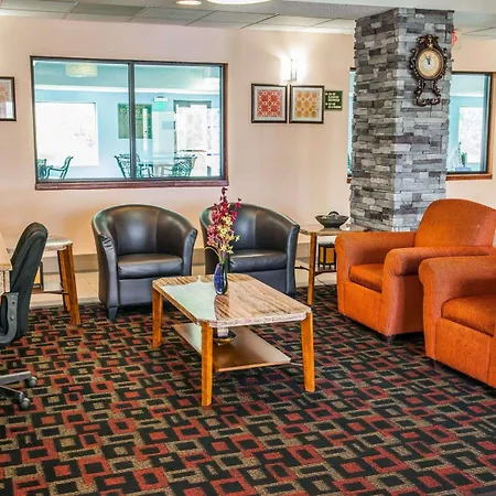 Quality Inn & Suites South Bend Airport-2