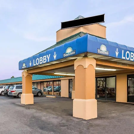 Days Inn By Wyndham Dickson-2