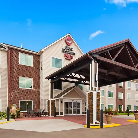 Best Western Plus Menomonie Inn & Suites-3