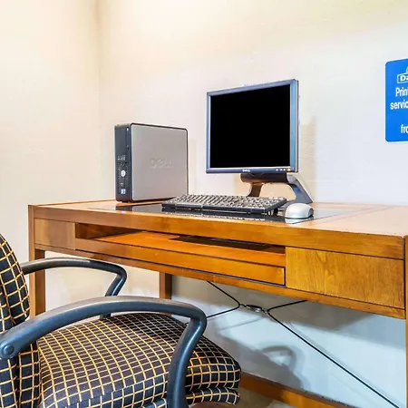 Days Inn By Wyndham Pueblo-2