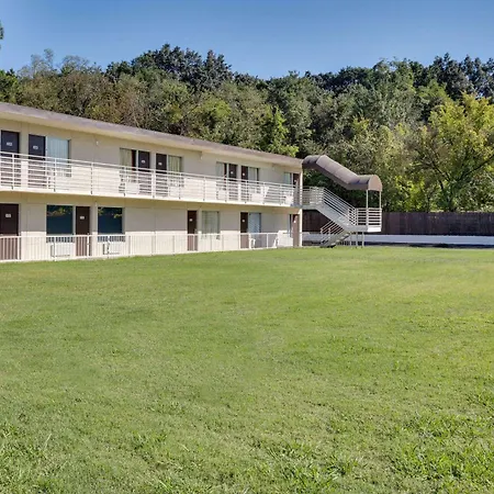 Super 8 By Wyndham Fort Smith-2