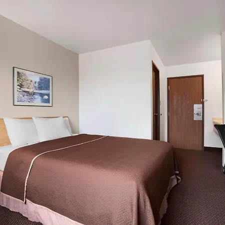 Travelodge By Wyndham Elko Nv-2