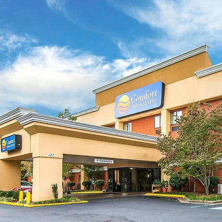 Best Western Plus Cleveland Inn & Suites-3