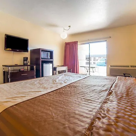 Rodeway Inn At Lake Powell-3