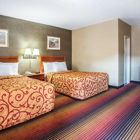 Rodeway Inn Jersey City North-3