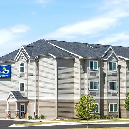 Microtel Inn & Suites By Wyndham Dickinson-3