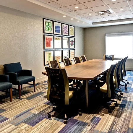 Holiday Inn Express & Suites Manhattan By Ihg-2