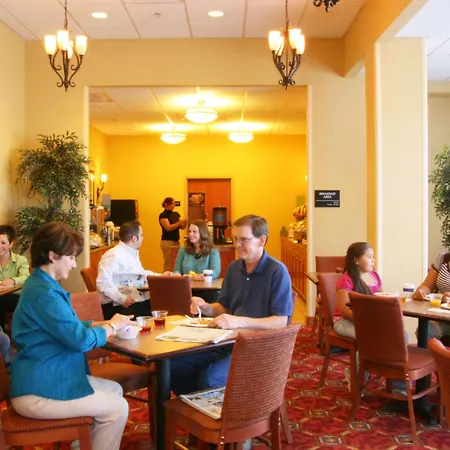 Hampton Inn & Suites Parker-3