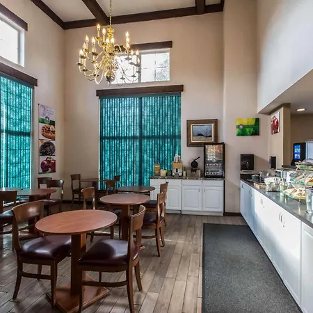 Quality Inn And Suites Silverthorne - Copper Mountain-3