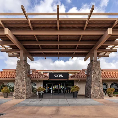 Best Western Plus Thousand Oaks Inn-2