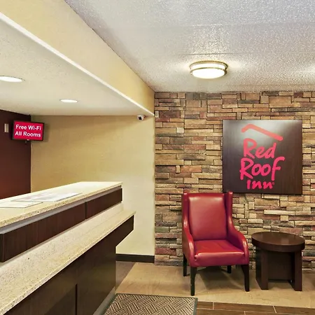 Red Roof Inn Fairmont-3