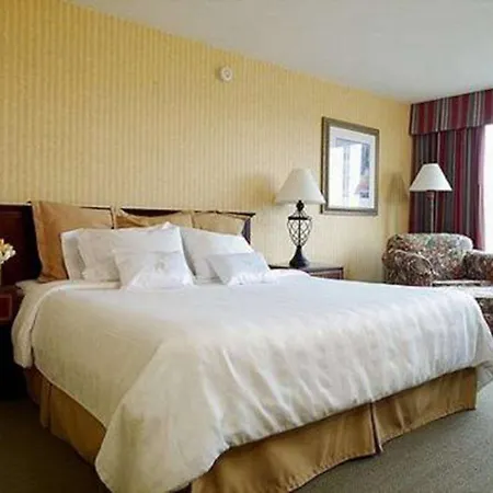 Red Lion Hotel Hartford-2