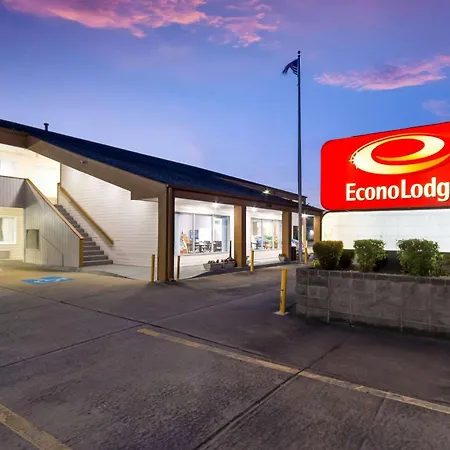 Econo Lodge Little Creek-3