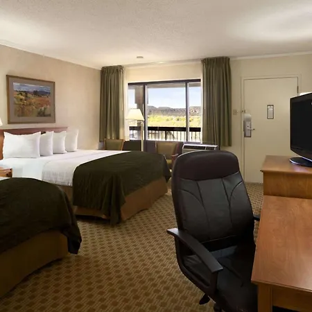 Days Inn & Suites By Wyndham Trinidad-2