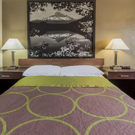 Super 8 By Wyndham Corvallis-3
