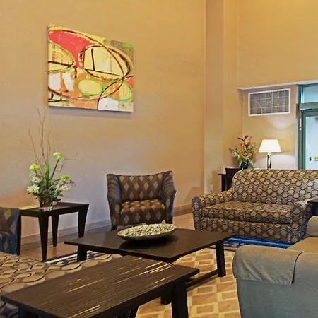 Holiday Inn & Suites Goodyear - West Phoenix Area By Ihg-3