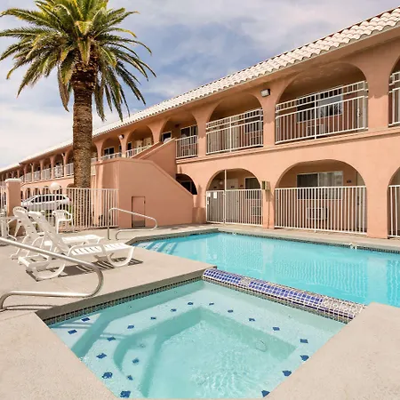 Days Inn By Wyndham Bullhead City-3
