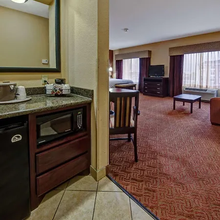 Hampton Inn & Suites Corsicana-2