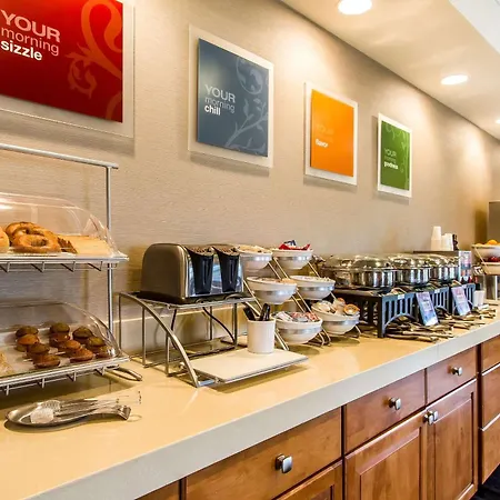 Comfort Suites Mattoon East-2
