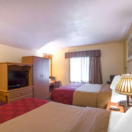 Econo Lodge-2