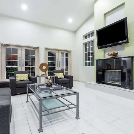 Hawthorn Suites By Wyndham Chandler-2