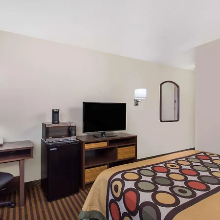 Super 8 By Wyndham Eau Claire I-94-3