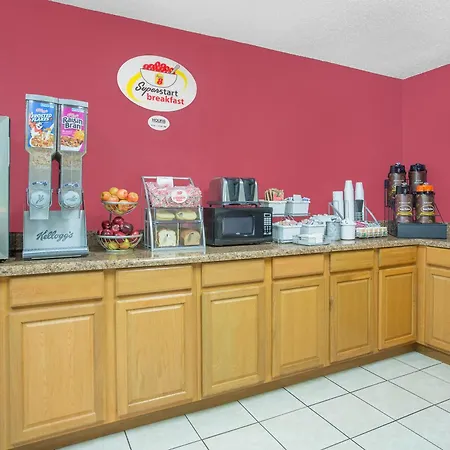 Super 8 By Wyndham Roanoke Va-2