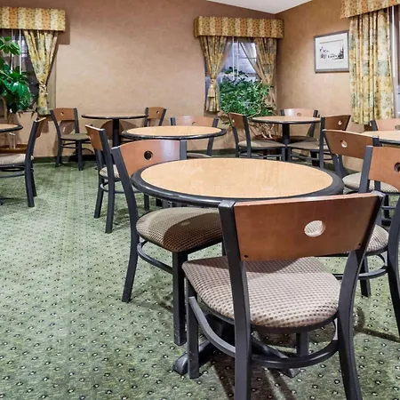Ramada By Wyndham Frisco-2