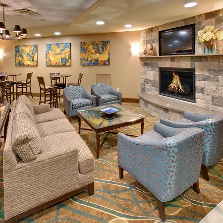 Holiday Inn Express Hotel & Suites Grand Island By Ihg-3