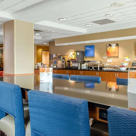 Comfort Inn & Suites Biloxi-D'Iberville-2